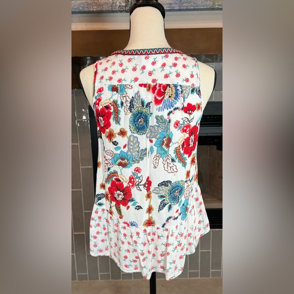 Patrons of Peace Floral Tank Top XS - Picture 3 of 7